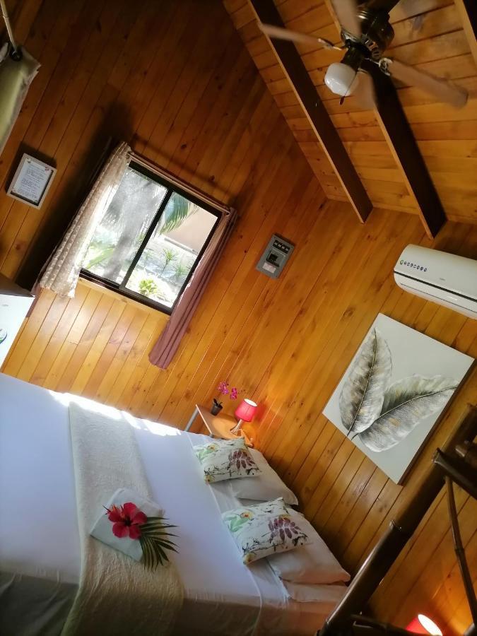 Casa El Colibri Bed & Breakfast Parrita Luaran gambar